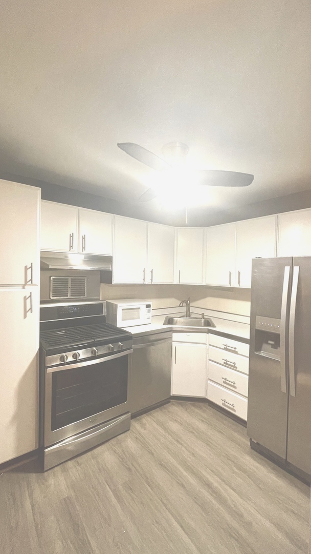 400 E Randolph Street Unit: 1204