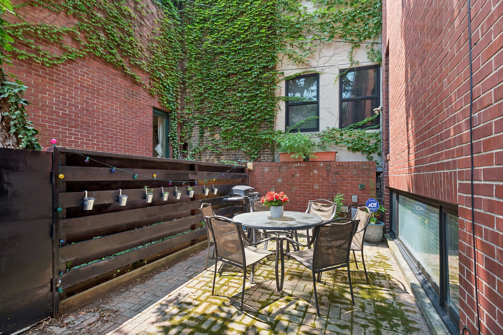 430 W Webster Avenue Unit: B