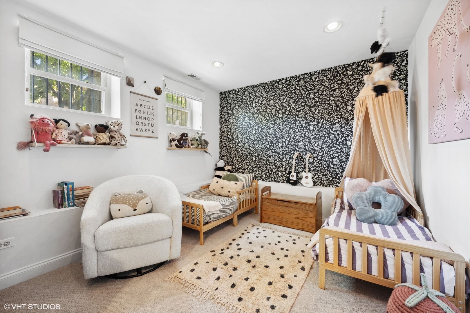 3406 W MEDILL Avenue Unit: 1