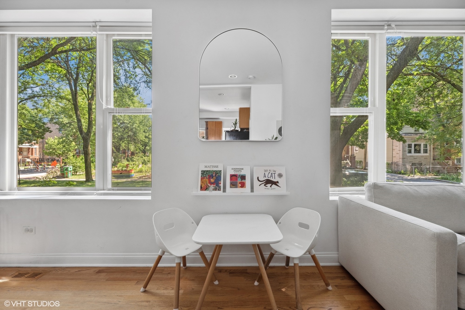 3406 W MEDILL Avenue Unit: 1