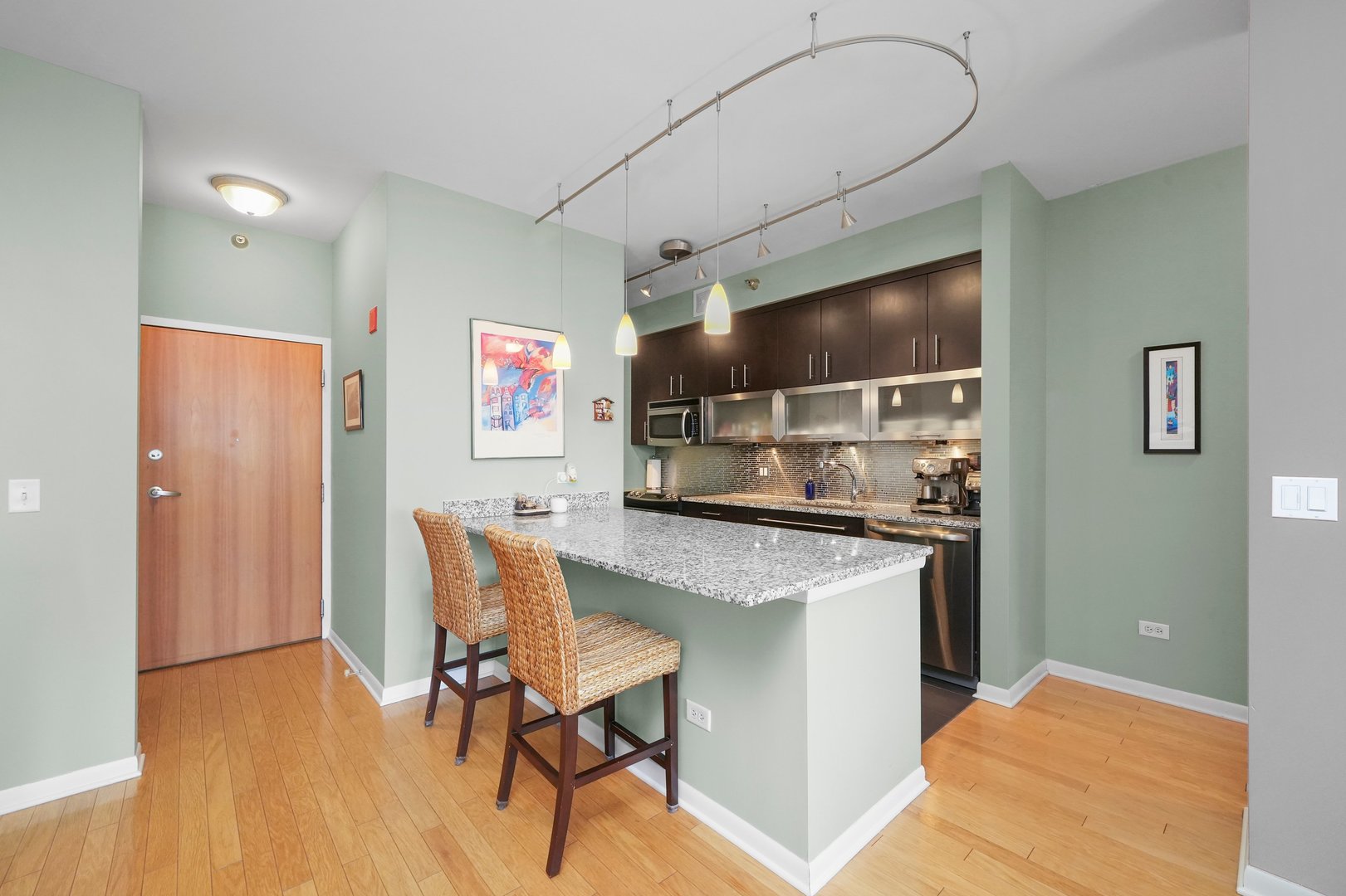 435 W Erie Street Unit: 1206