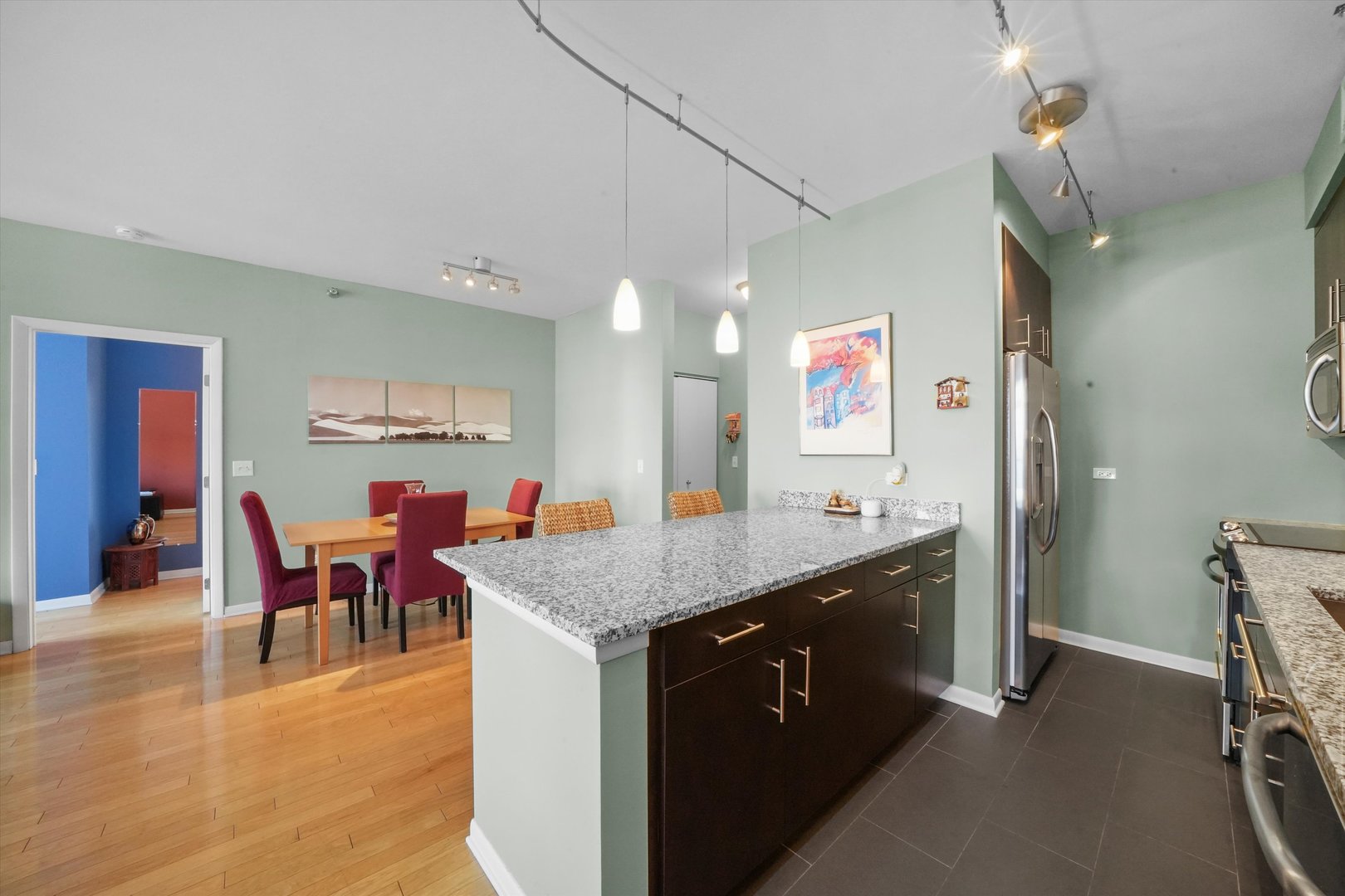 435 W Erie Street Unit: 1206