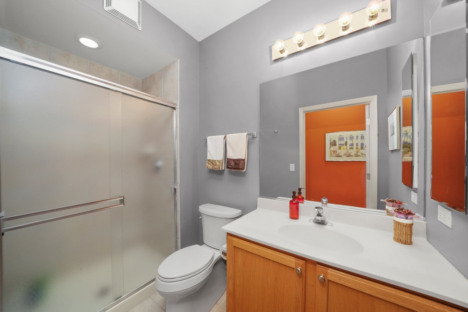 435 W Erie Street Unit: 1206