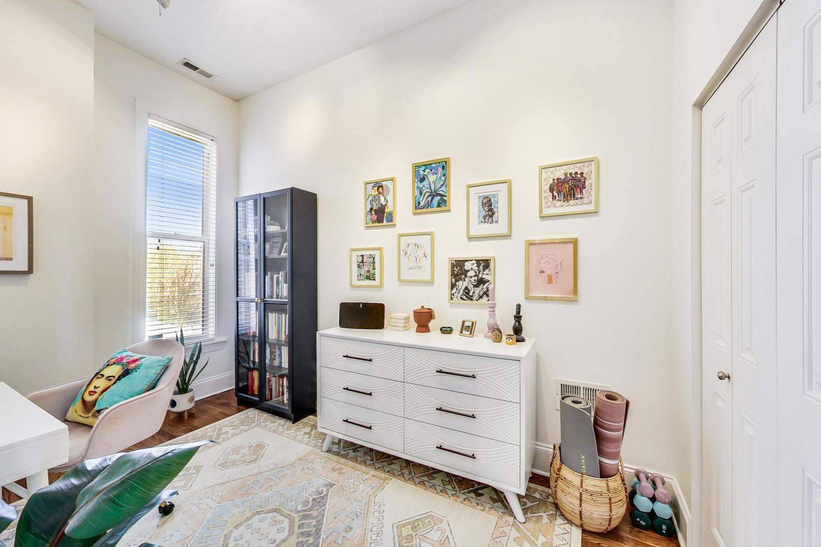 448 W Armitage Avenue Unit: 3