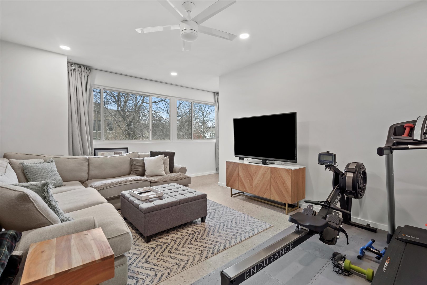 1857 N Sawyer Avenue Unit: A