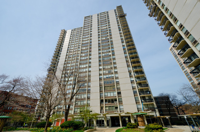 1460 N Sandburg Terrace Unit: 2003