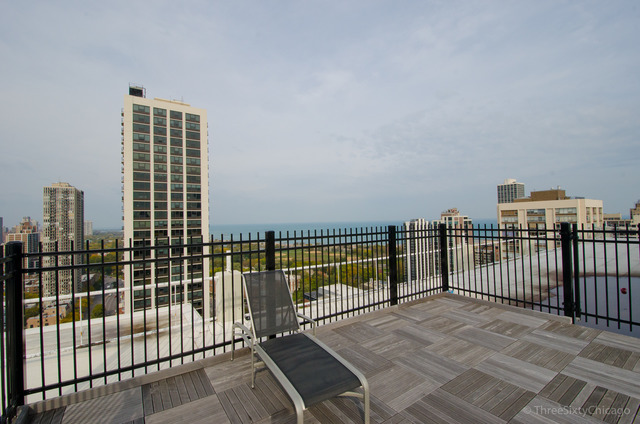 1460 N Sandburg Terrace Unit: 2003