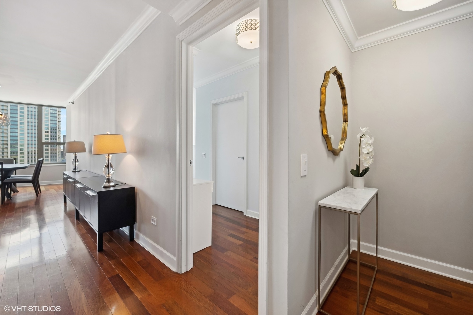 501 N CLINTON Street Unit: 2404