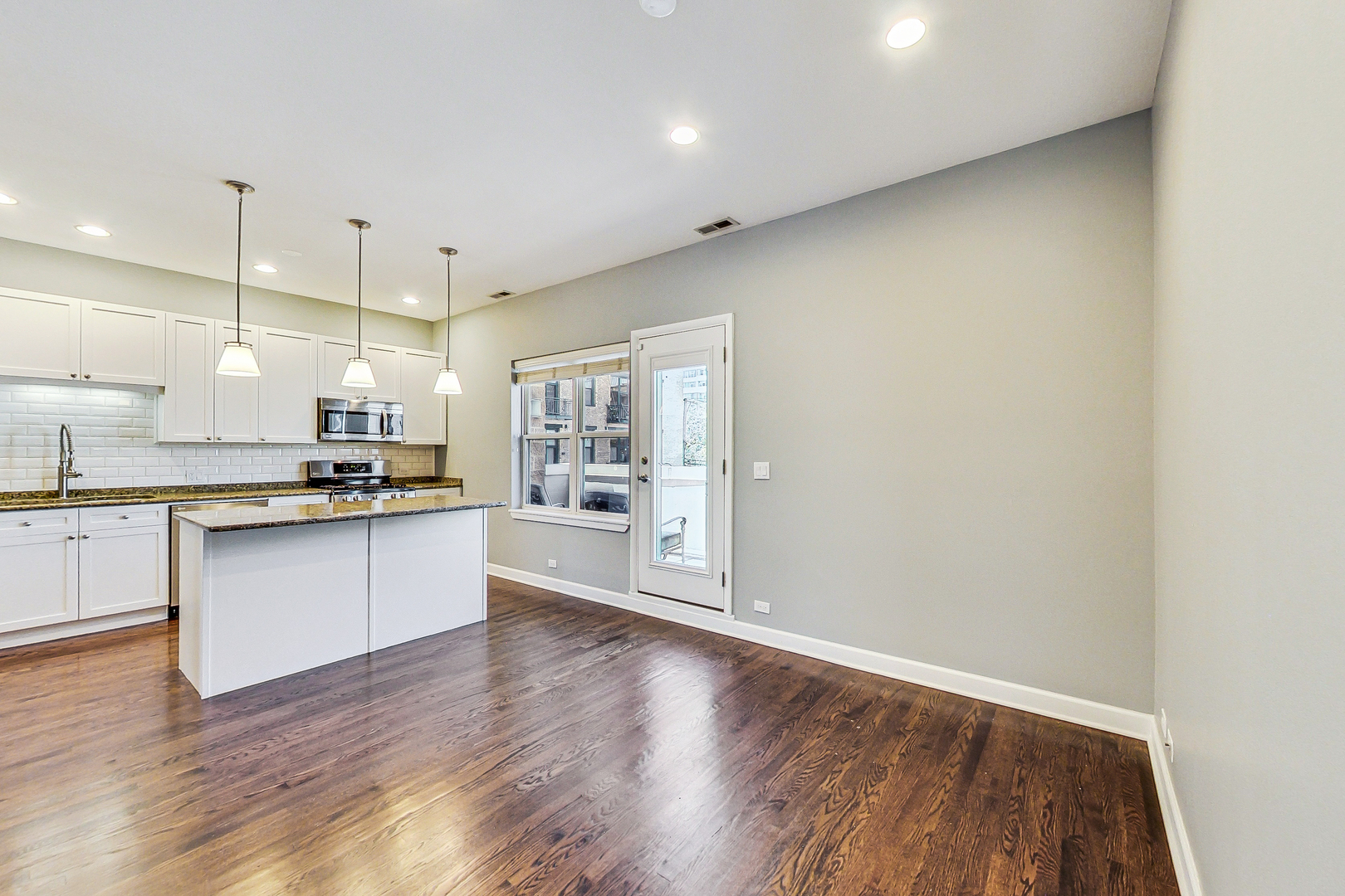 1616 S Indiana Avenue Unit: C1