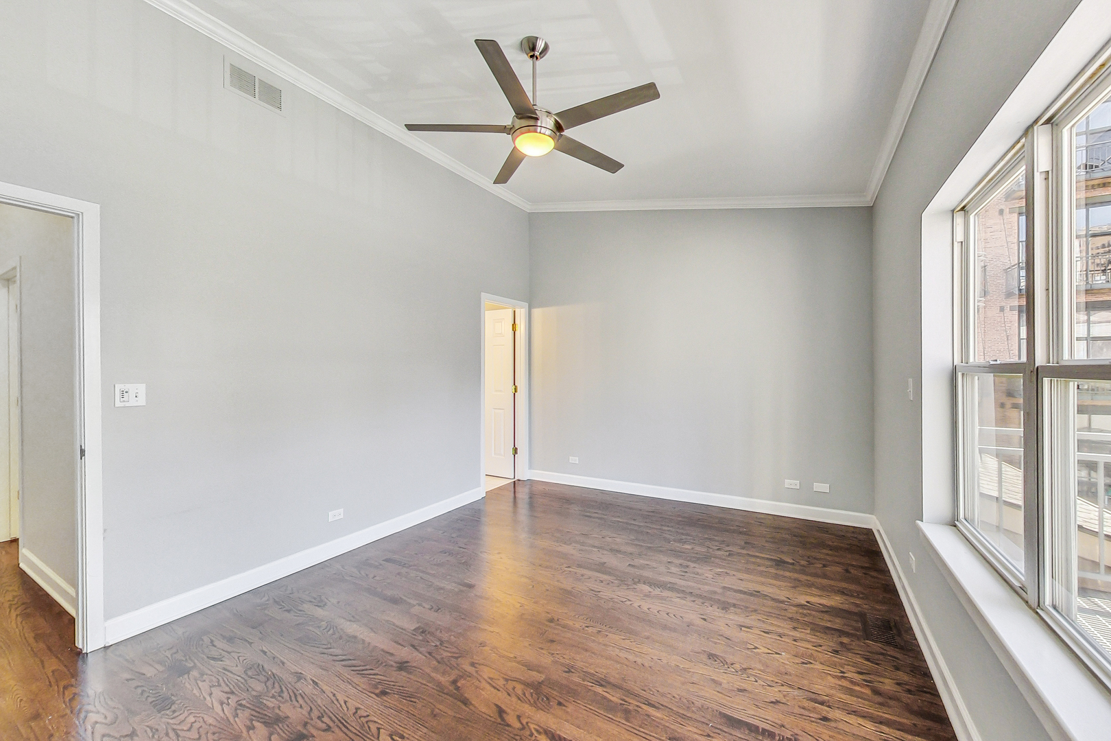 1616 S Indiana Avenue Unit: C1