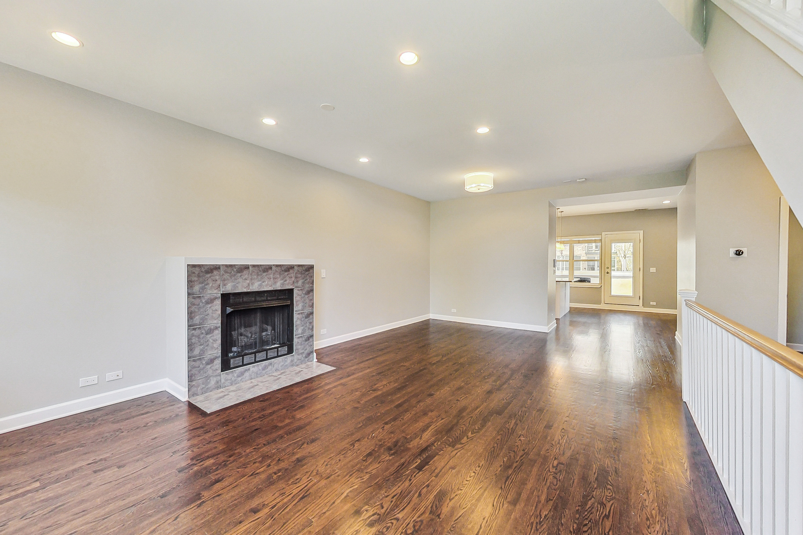 1616 S Indiana Avenue Unit: C1