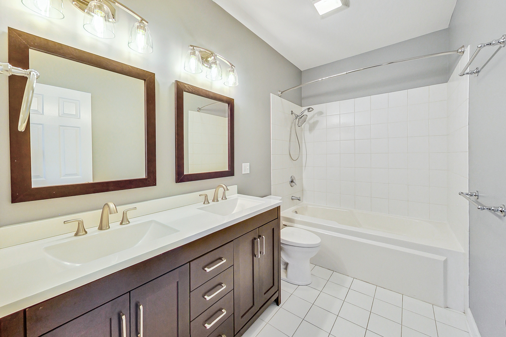 1616 S Indiana Avenue Unit: C1