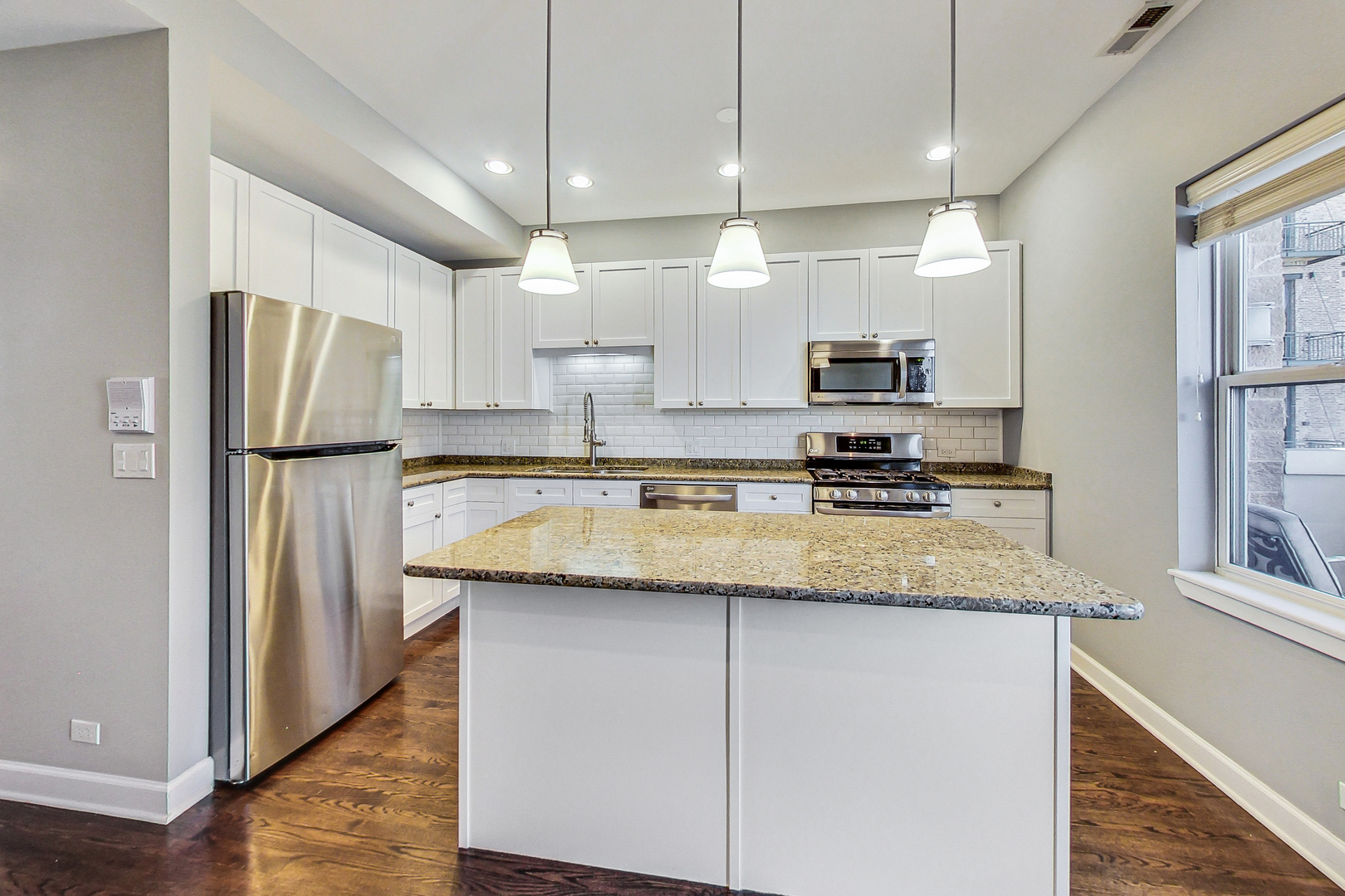 1616 S Indiana Avenue Unit: C1