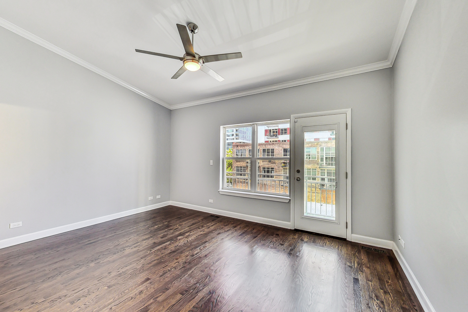 1616 S Indiana Avenue Unit: C1