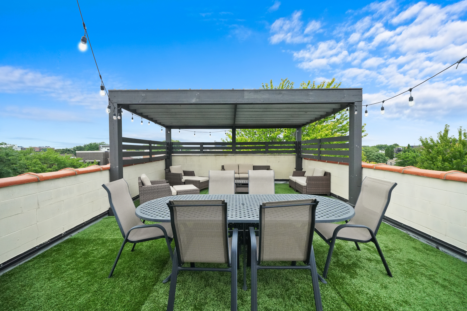 2517 N SOUTHPORT Avenue Unit: 3