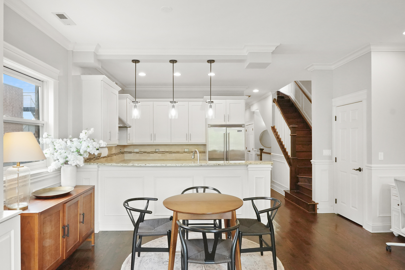 2517 N SOUTHPORT Avenue Unit: 3