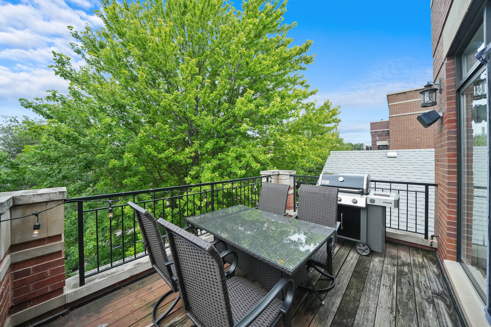 2517 N SOUTHPORT Avenue Unit: 3