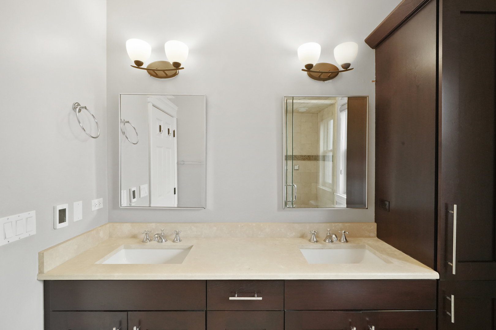 2517 N SOUTHPORT Avenue Unit: 3