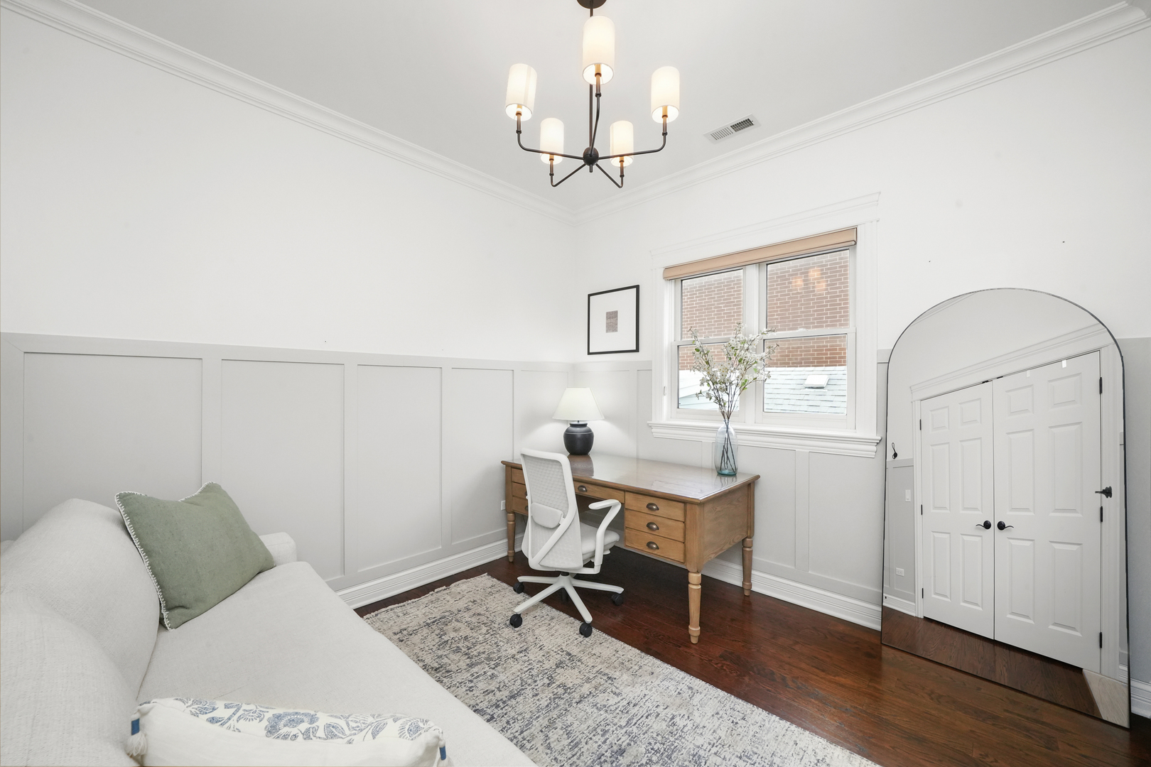 2517 N SOUTHPORT Avenue Unit: 3