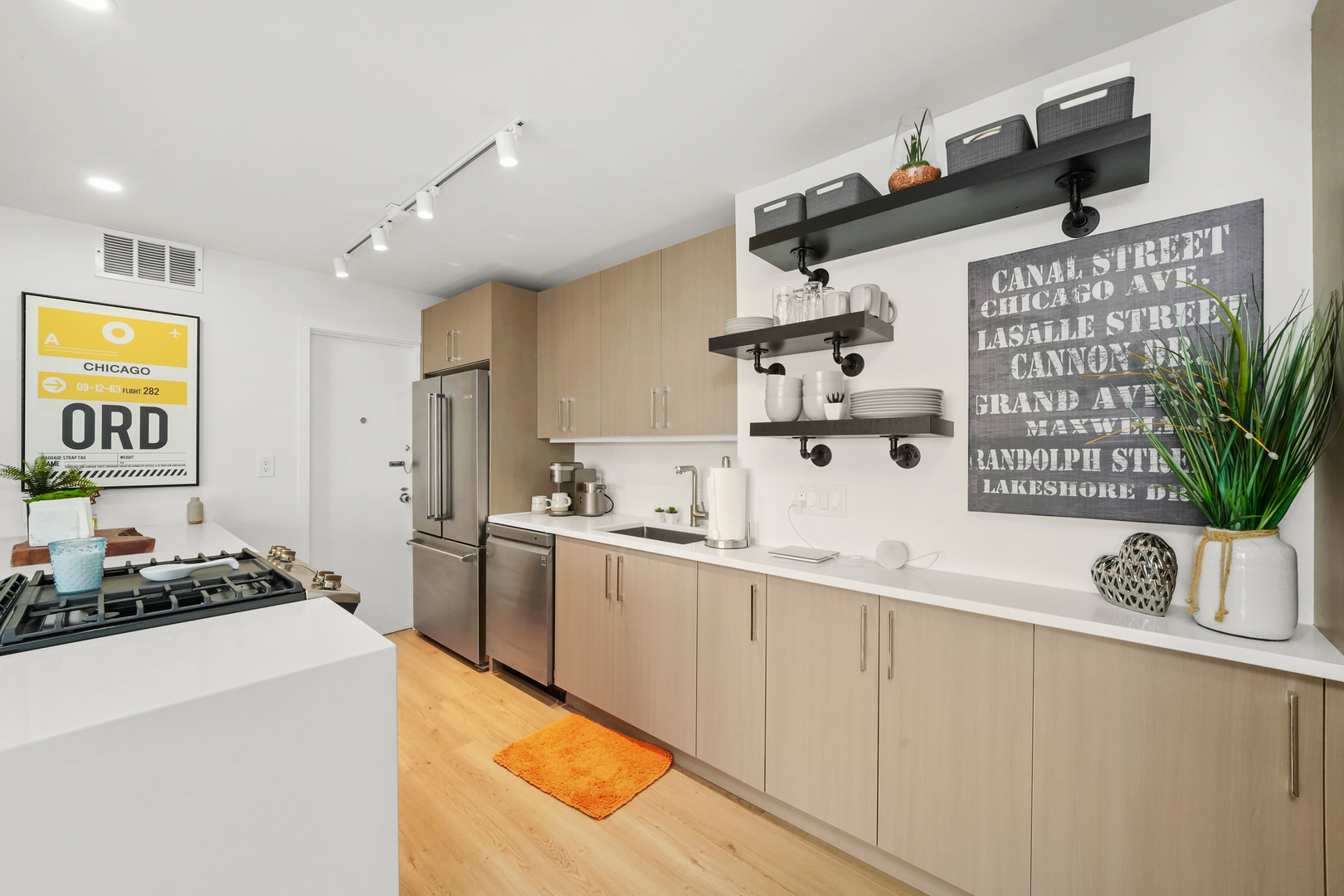 3430 N Lake Shore Drive Unit: 12J
