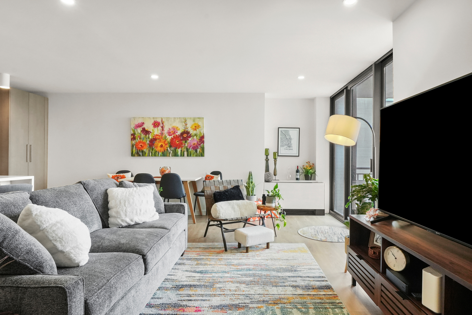 3430 N Lake Shore Drive Unit: 12J