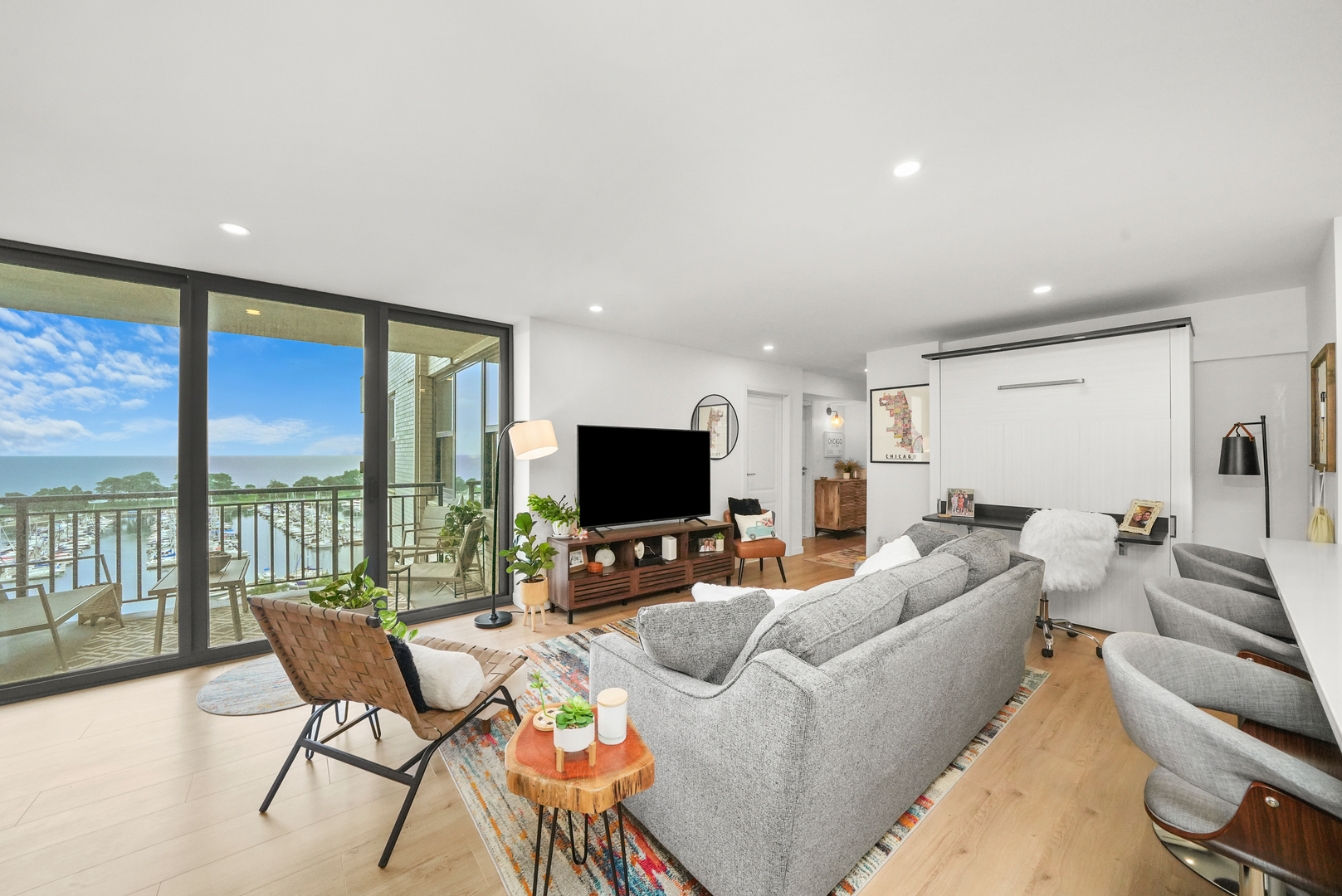 3430 N Lake Shore Drive Unit: 12J
