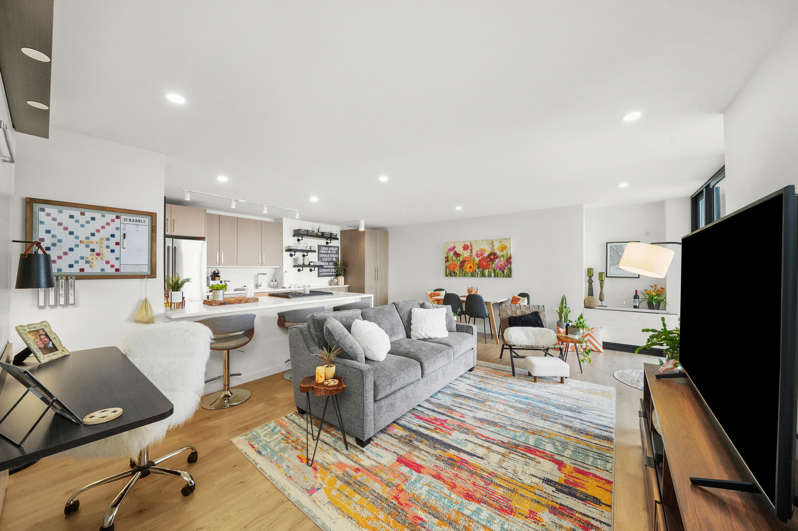 3430 N Lake Shore Drive Unit: 12J