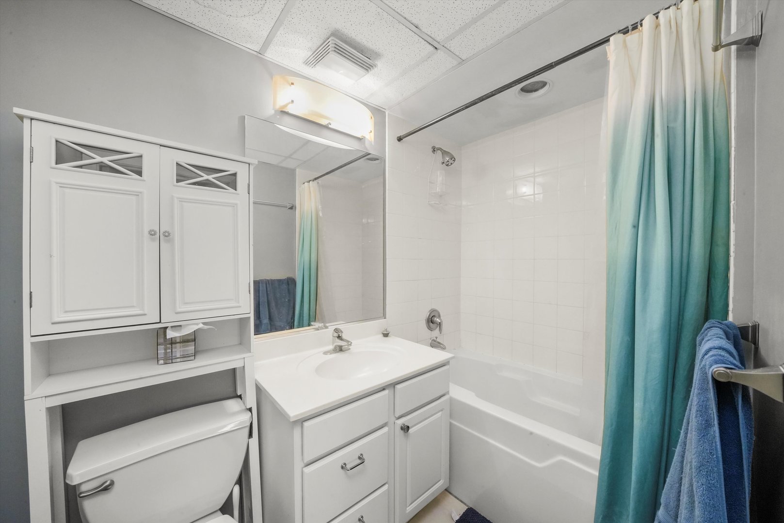 6 E MONROE Street Unit: 1304