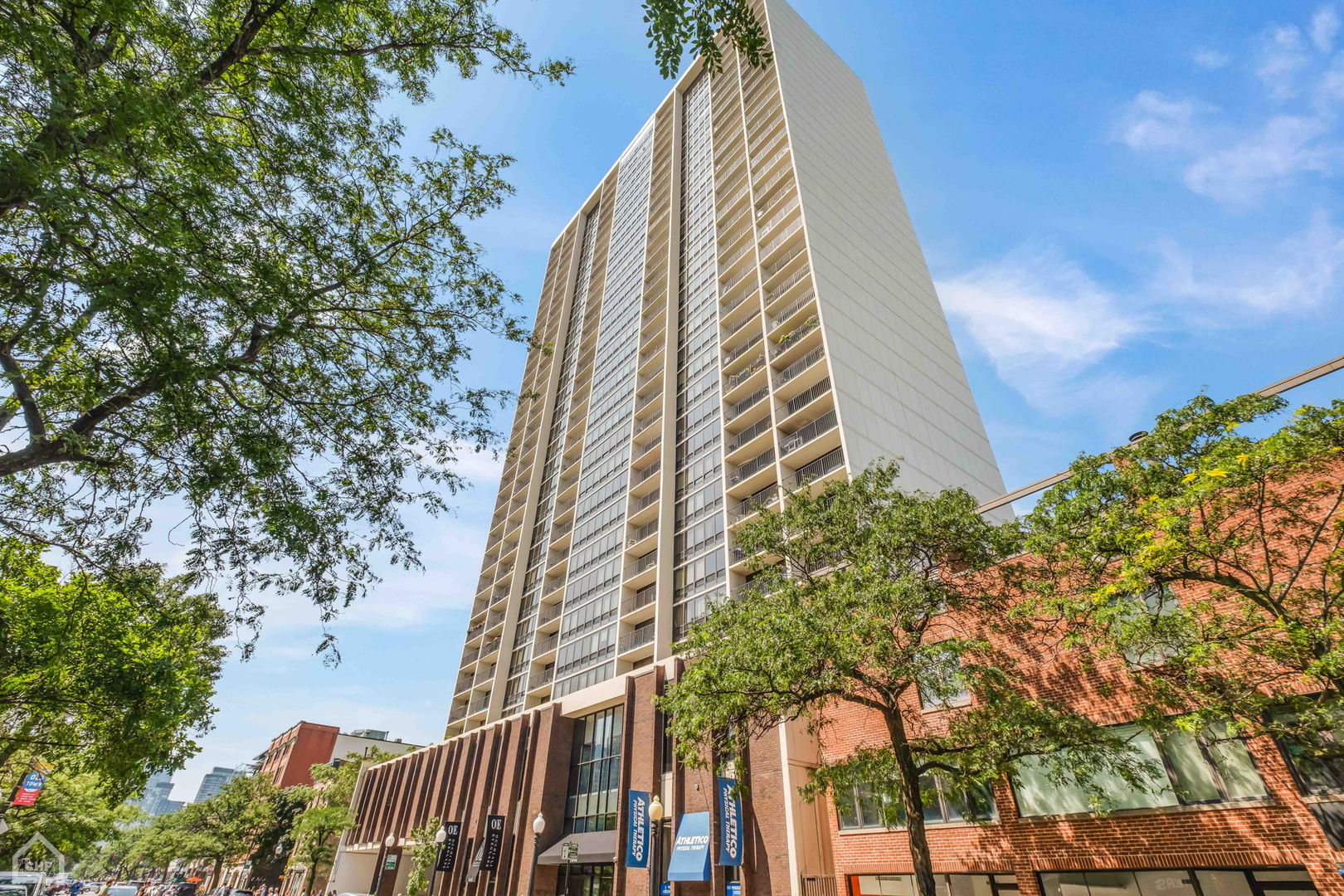 1636 N Wells Street Unit: 2407