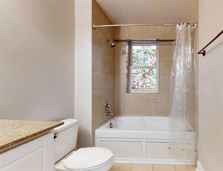 6618 N Ashland Avenue Unit: 2A