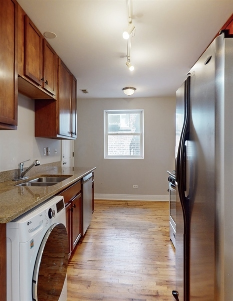 6618 N Ashland Avenue Unit: 2A