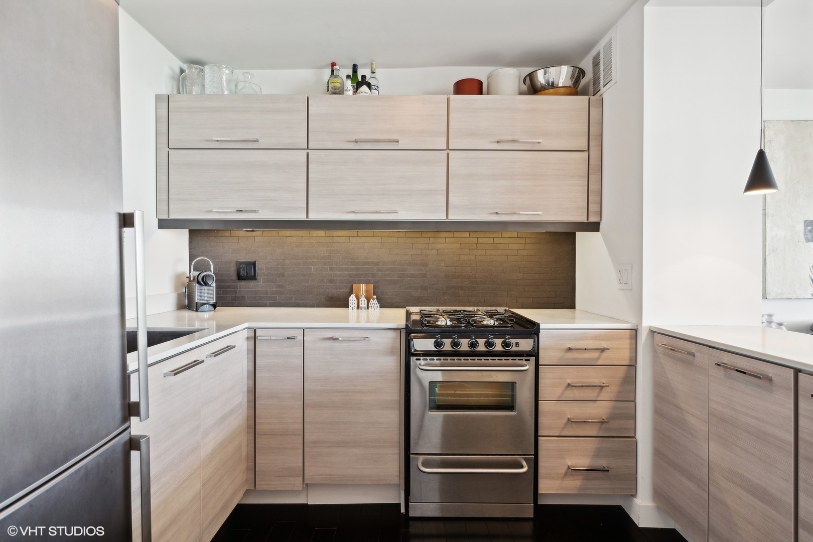 2800 N Lake Shore Drive Unit: 3413