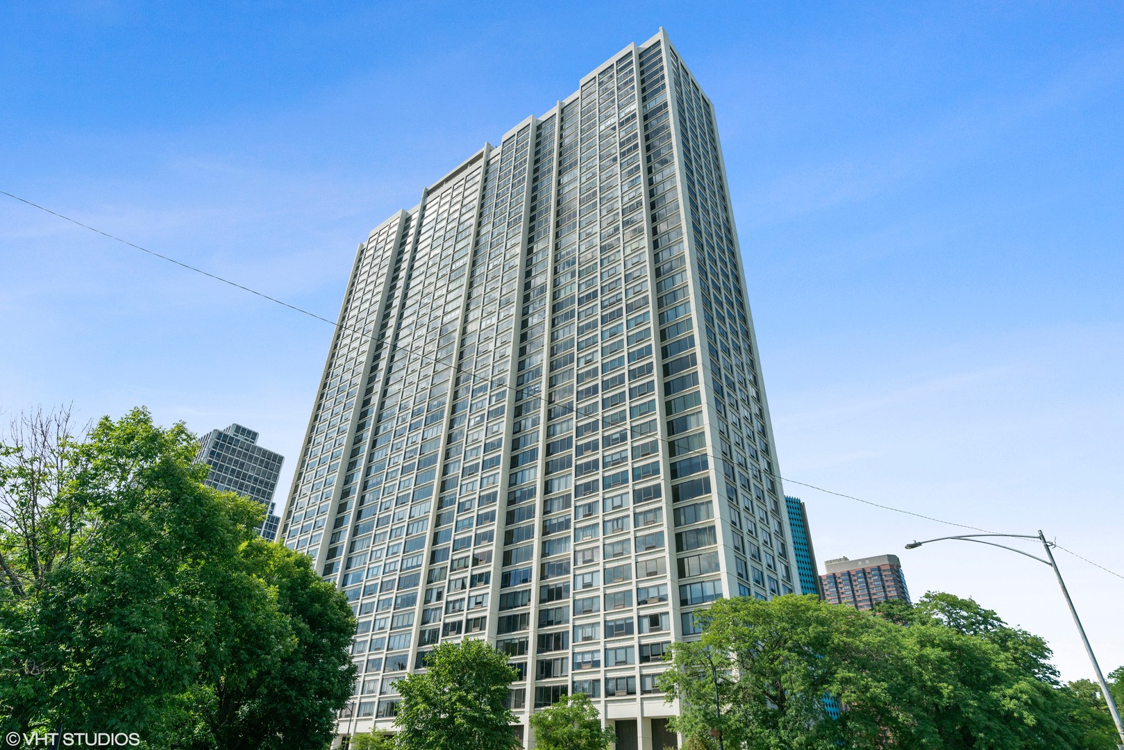 2800 N Lake Shore Drive Unit: 3413