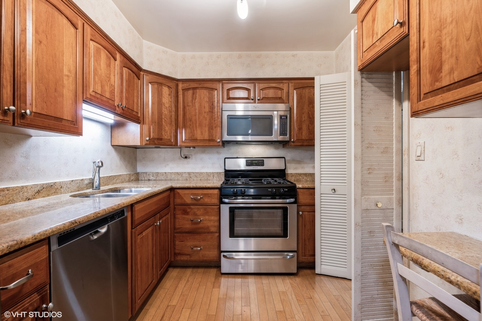 1220 Park Avenue Unit: 126