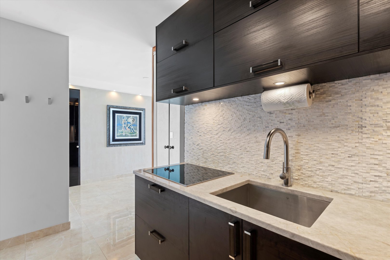 880 N Lake Shore Drive Unit: 22A