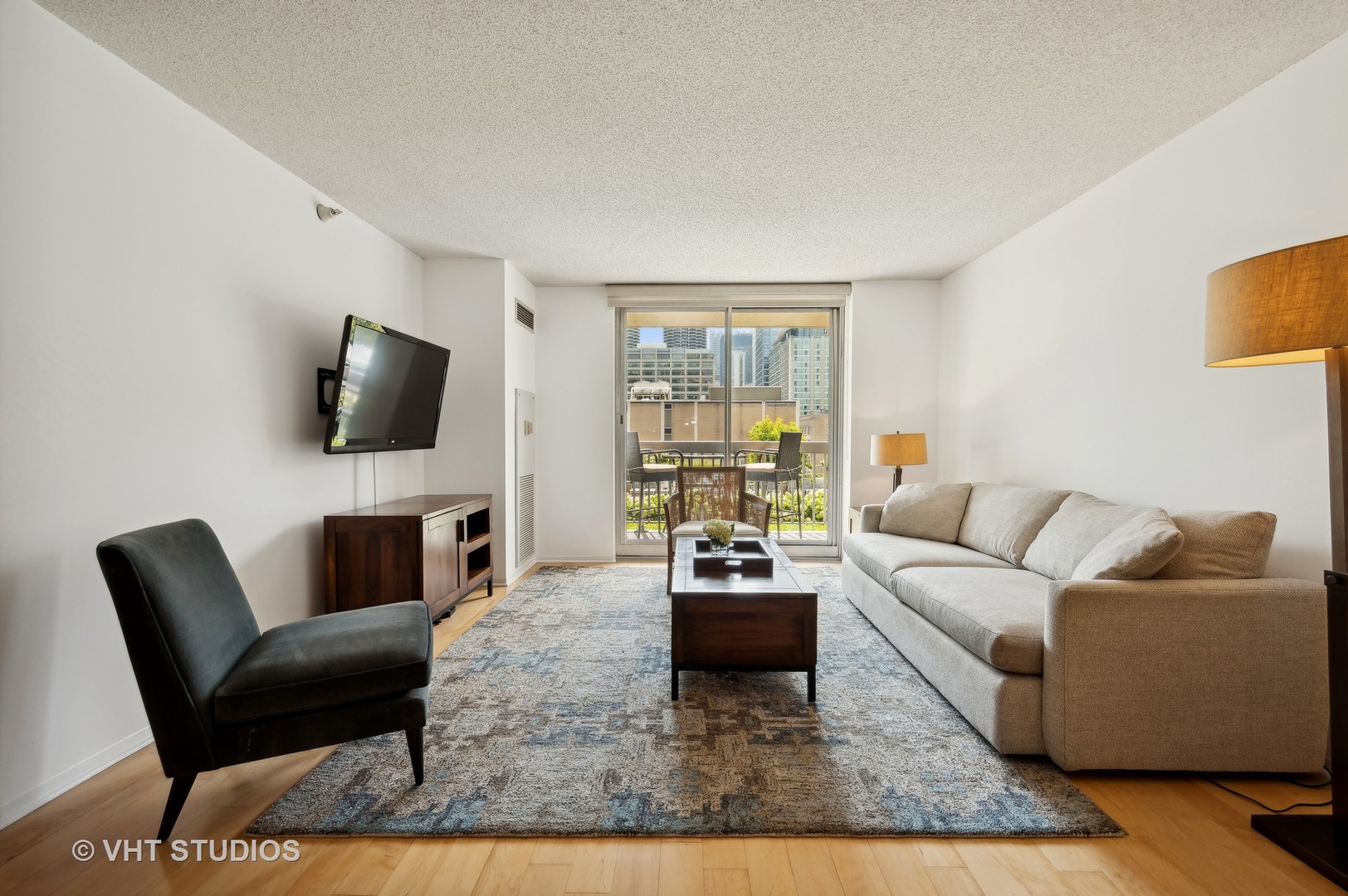 545 N Dearborn Street Unit: 1009