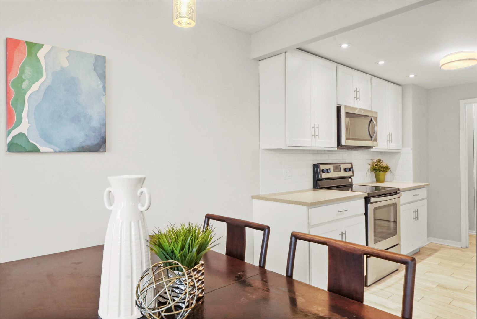 4170 N Marine Drive Unit: 13H