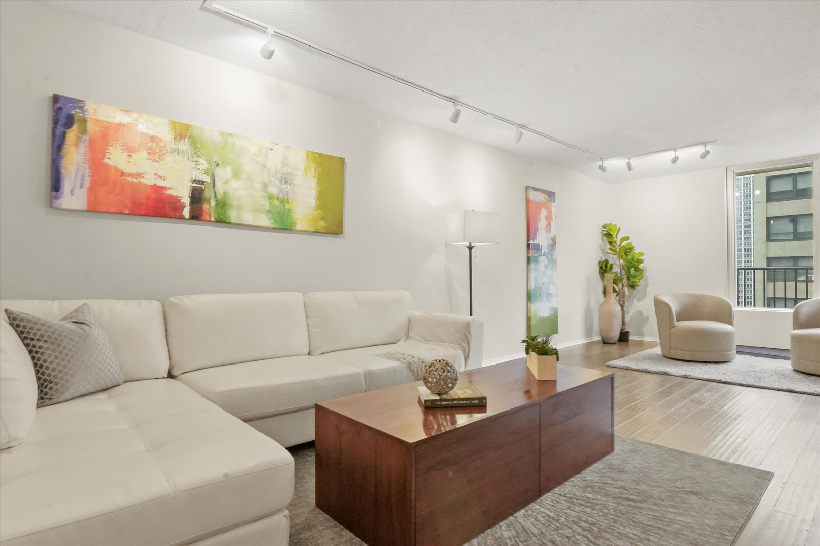 4170 N Marine Drive Unit: 13H