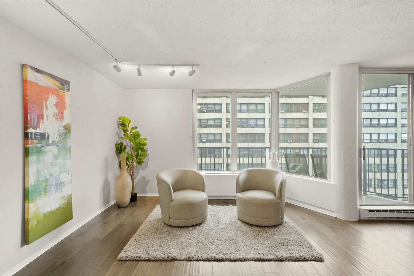 4170 N Marine Drive Unit: 13H