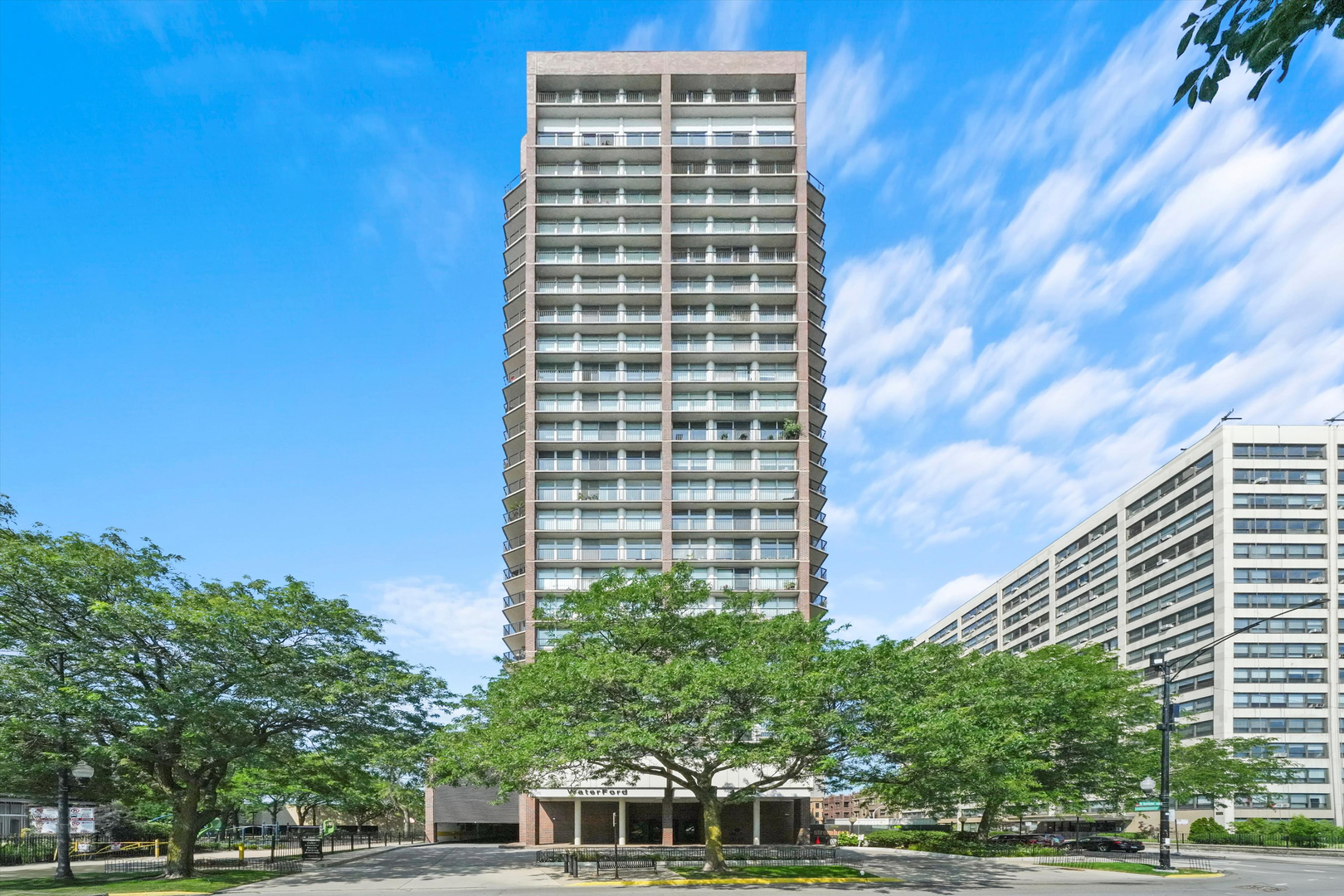 4170 N Marine Drive Unit: 13H
