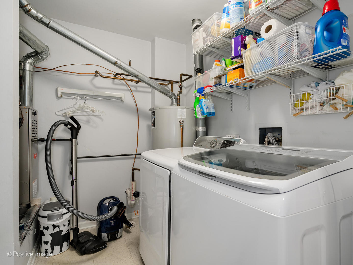 2500 N Seminary Avenue Unit: 6W