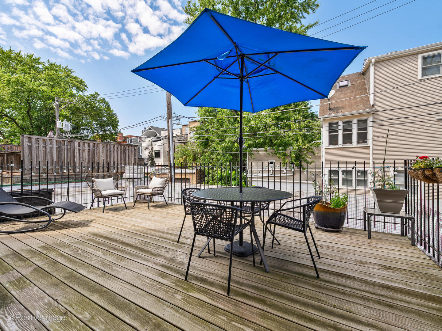 2500 N Seminary Avenue Unit: 6W