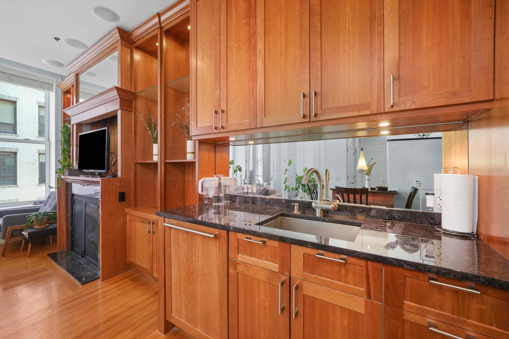 888 S Michigan Avenue Unit: 702
