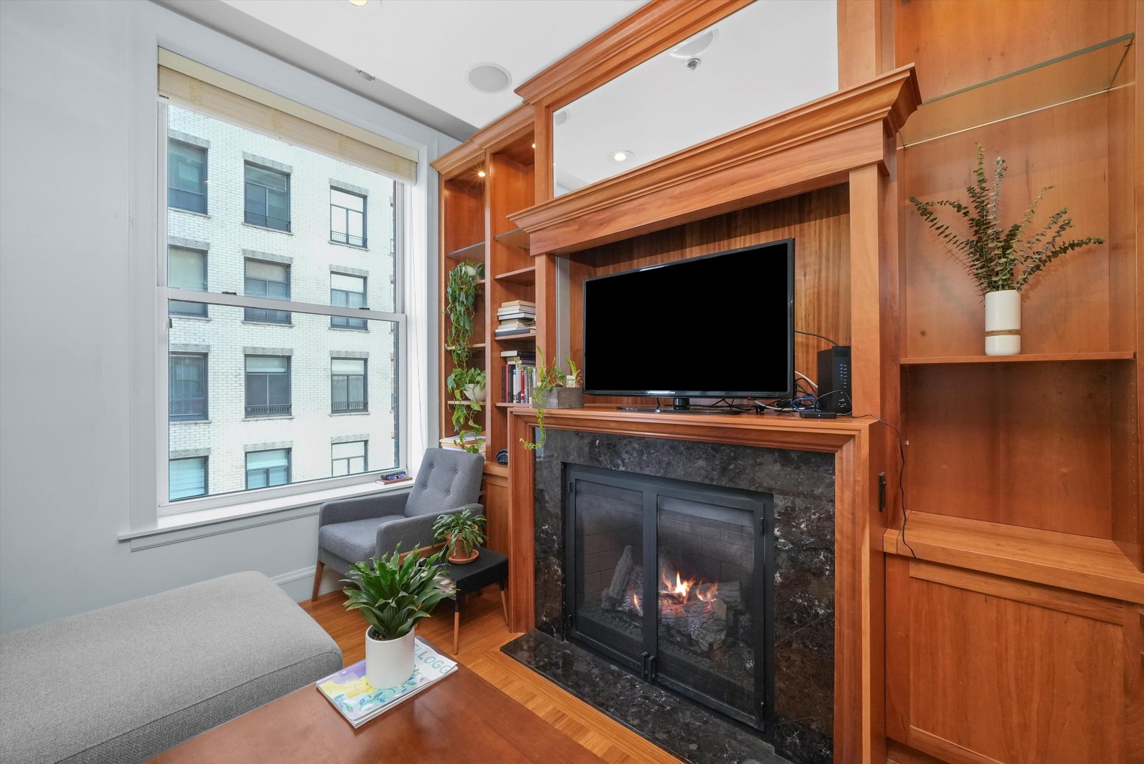 888 S Michigan Avenue Unit: 702