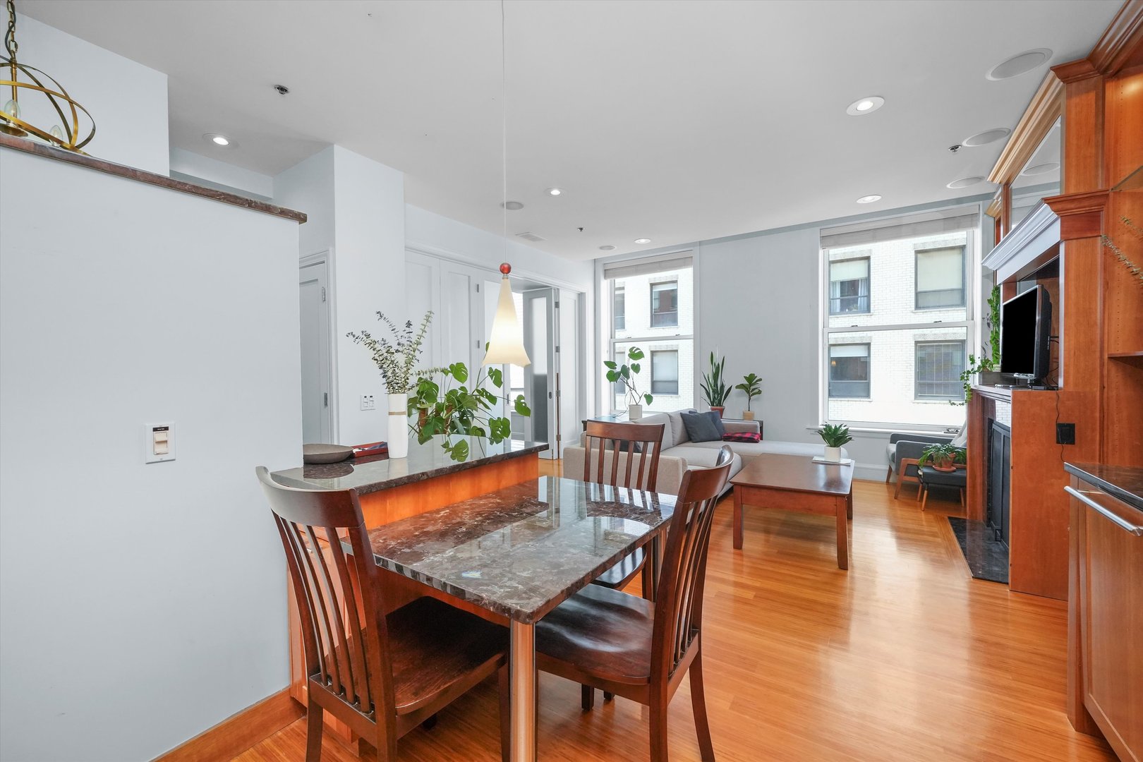 888 S Michigan Avenue Unit: 702