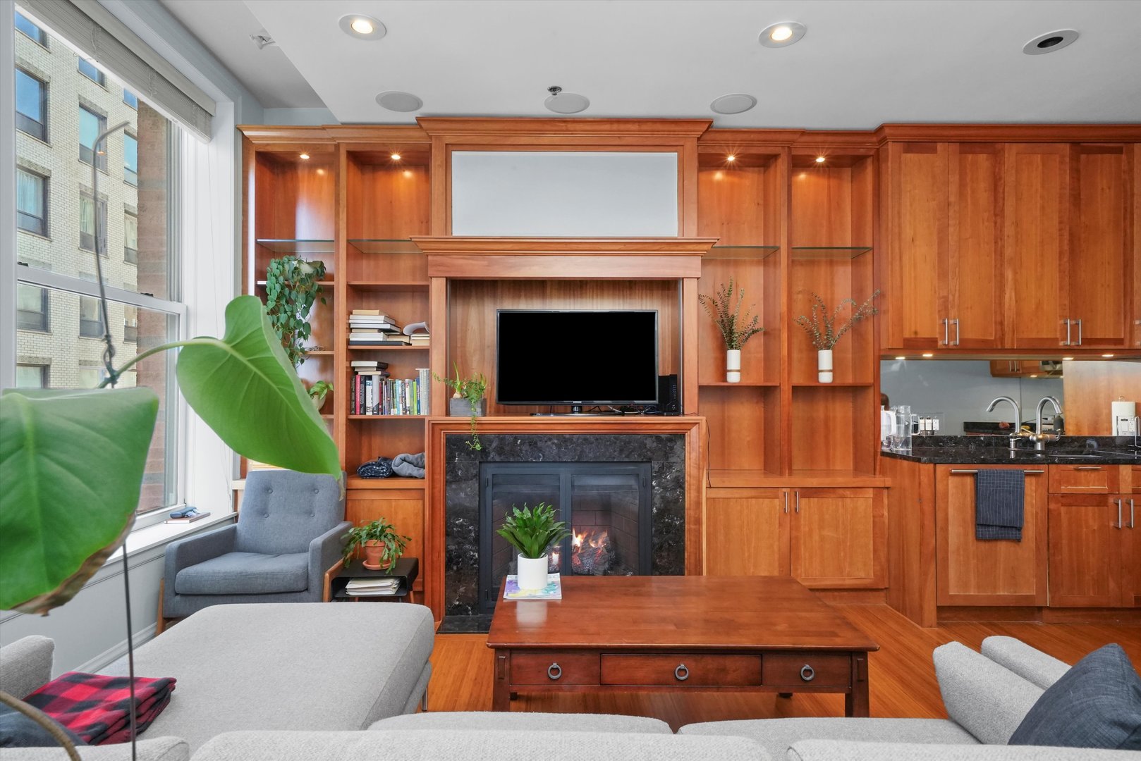 888 S Michigan Avenue Unit: 702