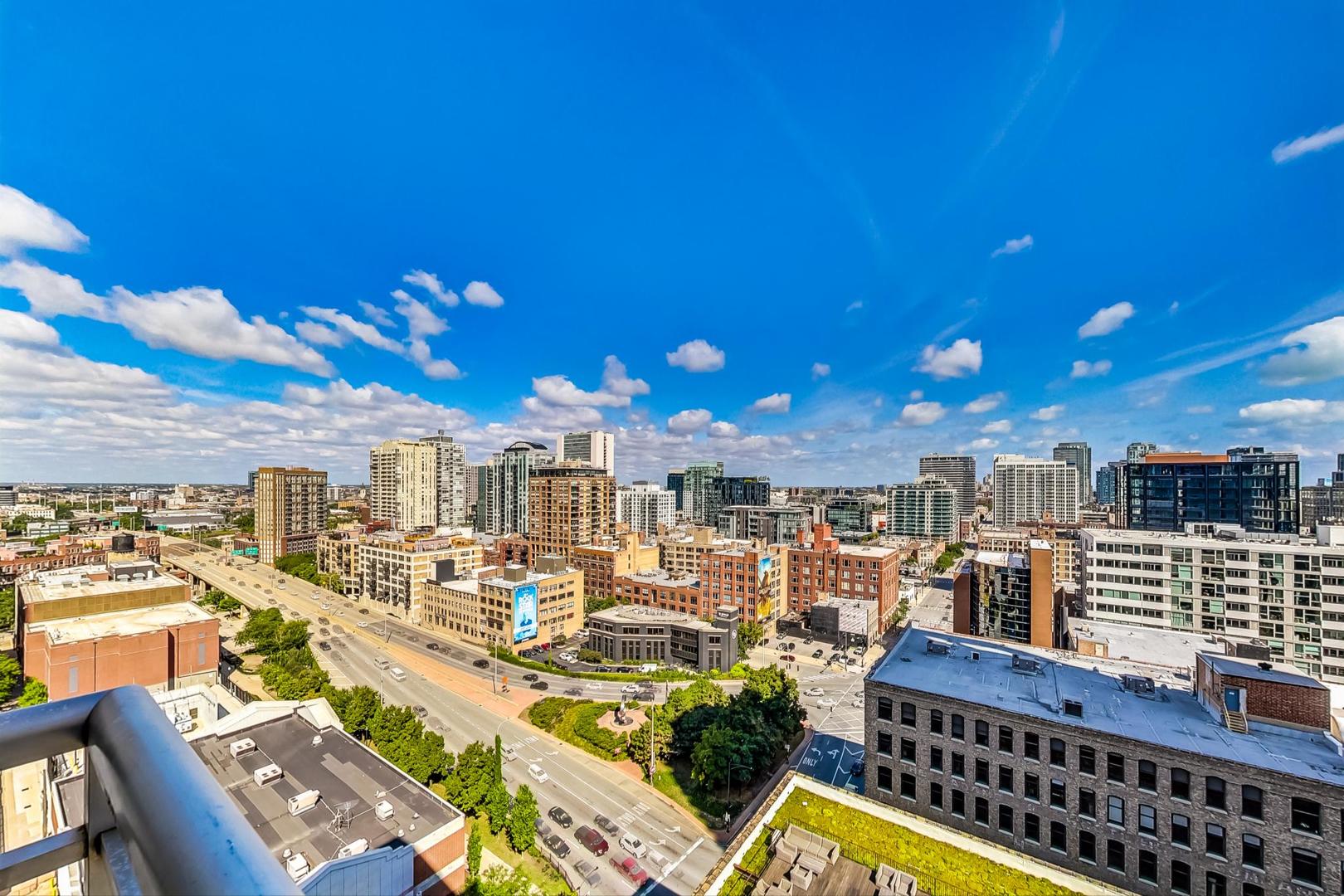 330 W Grand Avenue Unit: 1805