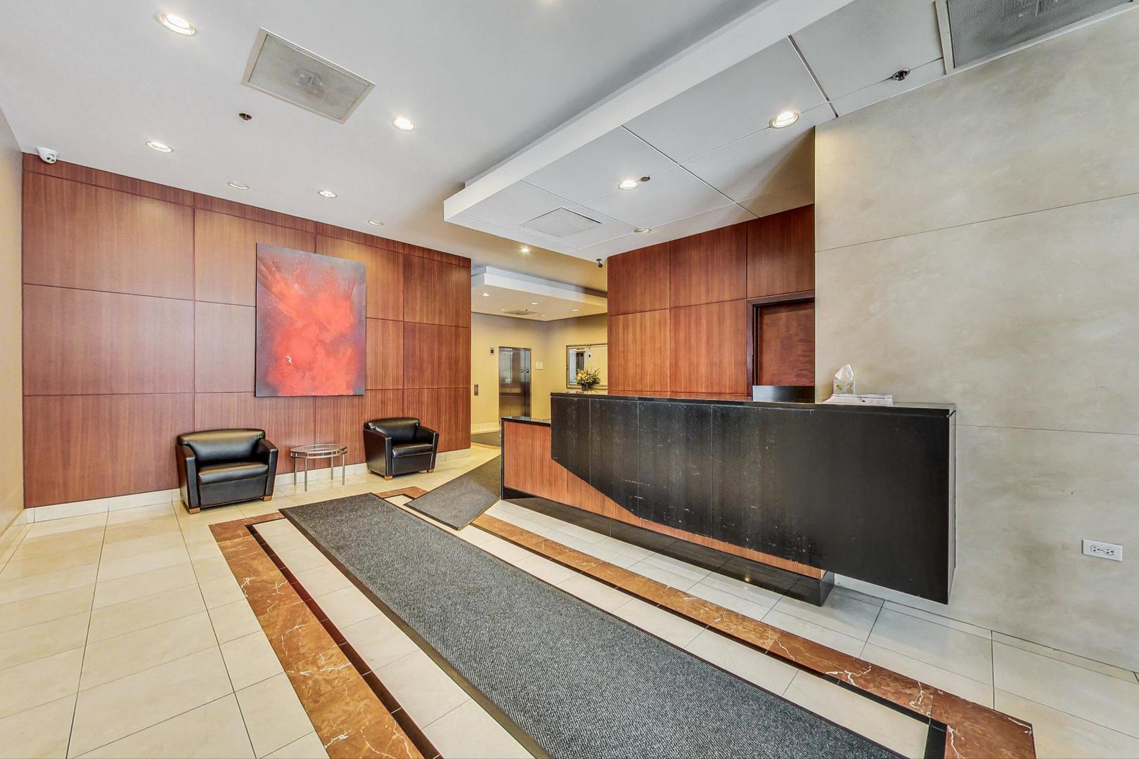 330 W Grand Avenue Unit: 1805