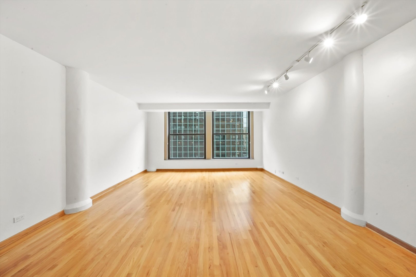 431 S Dearborn Street Unit: 701