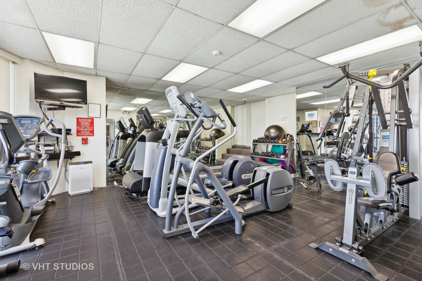 1440 N STATE Parkway Unit: 3D